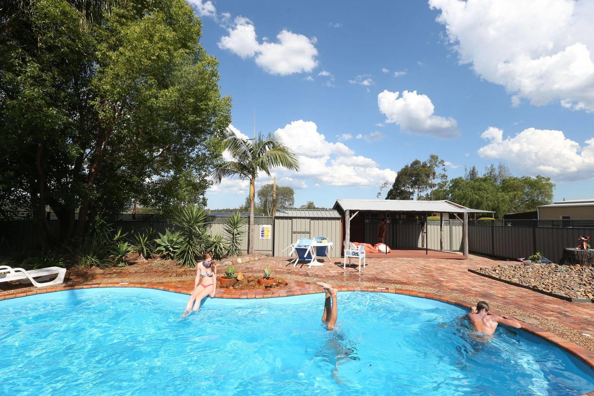Hunter Valley Yha Hostel Cessnock Exterior photo